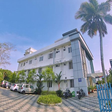 Noah'S Ark Hotel Kochi Exterior foto